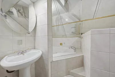 8412 S Seeley Avenue, Chicago, IL 60620 - Photo 11