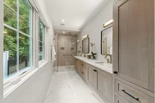 820 E Franklin Ave, Naperville, IL 60540 - Photo 15