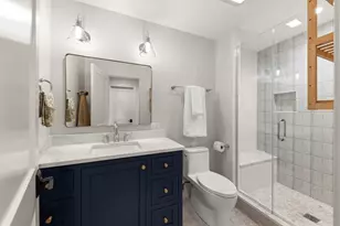 820 E Franklin Ave, Naperville, IL 60540 - Photo 23
