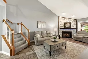 365 Inner Cir Dr, Bolingbrook, IL 60490 - Photo 7