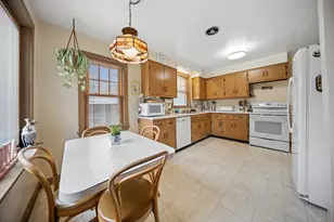 6631 N Caldwell Ave, Chicago, IL 60646 - Photo 11