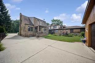 6631 N Caldwell Ave, Chicago, IL 60646 - Photo 25