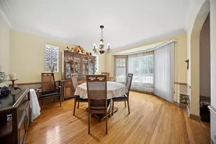 6631 N Caldwell Ave, Chicago, IL 60646 - Photo 7
