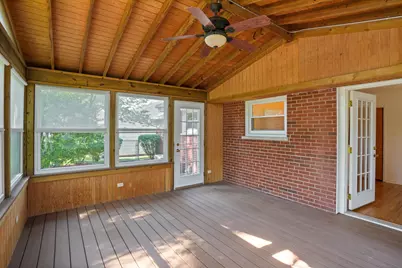 1419 W Saint James Place, Arlington Heights, IL 60005 - Photo 17