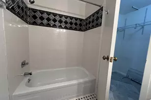 4343 N Clarendon Ave, Chicago, IL 60613 - Photo 15