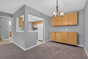 1 Bloomingdale Pl, Bloomingdale, IL 60108 - Photo 11