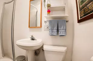 6928 N Sheridan Rd, Chicago, IL 60626 - Photo 9