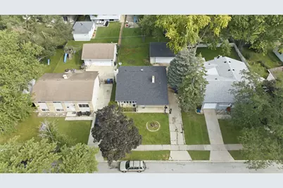 132 E Montana Avenue, Glendale Heights, IL 60139 - Photo 23