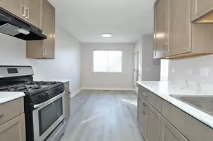 675 Greenfield Ct, Bartlett, IL 60103 - Photo 5