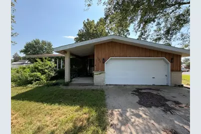 120 W Pacific Street, Essex, IL 60935 - Photo 1