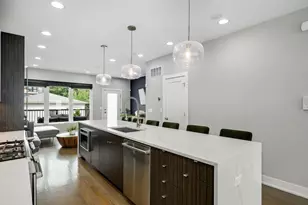 2544 W Warren Blvd, Chicago, IL 60612 - Photo 5