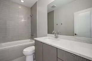 2544 W Warren Blvd, Chicago, IL 60612 - Photo 17