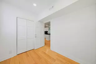 2744 N Bosworth Ave, Chicago, IL 60614 - Photo 23