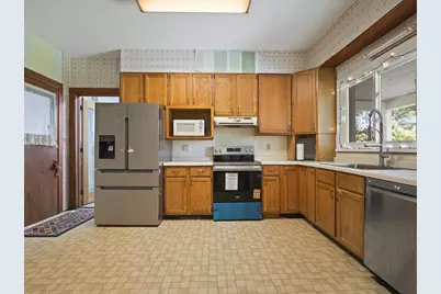 1112 W Saint James Road, Orangeville, IL 61060 - Photo 15