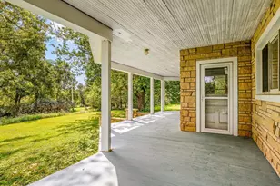 1112 W St James Rd, Orangeville, IL 61060 - Photo 5