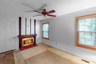 1460 Walden Cir, Aurora, IL 60506 - Photo 7