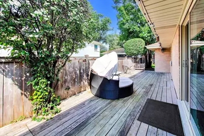 901 Park Plaine Avenue, Park Ridge, IL 60068 - Photo 15