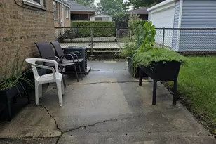 7917 S Tripp Ave, Chicago, IL 60652 - Photo 9