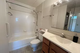 1 Bloomingdale Pl, Bloomingdale, IL 60108 - Photo 11
