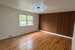 9513 S Merrion Ave, Chicago, IL 60617 - Photo 9