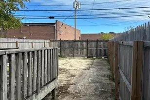 9513 S Merrion Ave, Chicago, IL 60617 - Photo 13