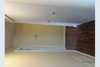 451 James Court #D, Glendale Heights, IL 60139 - Photo 5