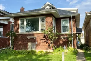 5137 N Menard Ave, Chicago, IL 60630 - Photo 1