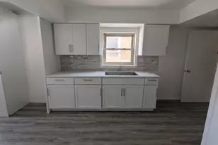 5137 N Menard Ave, Chicago, IL 60630 - Photo 9