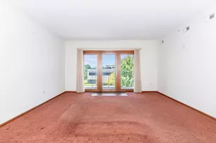 2030 St Regis Dr, Lombard, IL 60148 - Photo 7