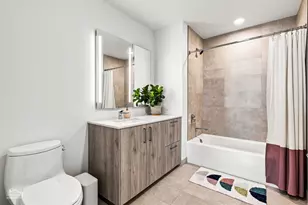 211 N Harbor Dr, Chicago, IL 60601 - Photo 15