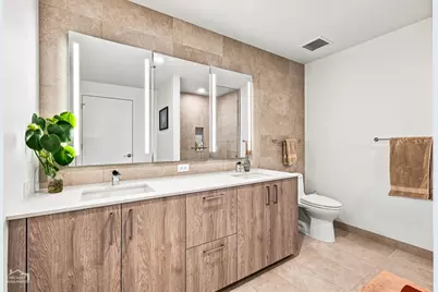 211 N Harbor Drive #3803, Chicago, IL 60601 - Photo 9