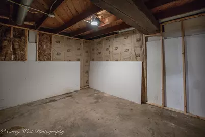 1321 Oakwood Avenue, Dekalb, IL 60115 - Photo 21