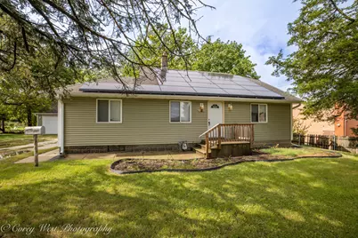 1321 Oakwood Avenue, Dekalb, IL 60115 - Photo 1