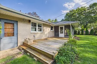 912 Chelsea Ave, Rockford, IL 61107 - Photo 49