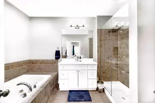 3541 S Prairie Ave, Chicago, IL 60653 - Photo 13