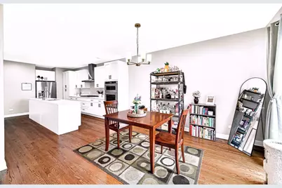 3541 S Prairie Avenue #4, Chicago, IL 60653 - Photo 3