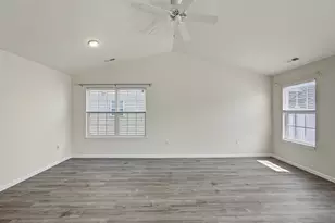 711 Lauterbur Ln, Champaign, IL 61822 - Photo 11