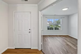 711 Lauterbur Ln, Champaign, IL 61822 - Photo 3