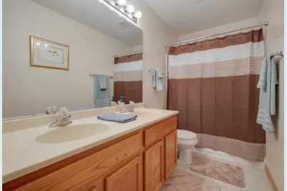 181 W Prairiefield Avenue, Cortland, IL 60112 - Photo 23