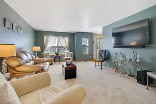 181 W Prairiefield Ave, Cortland, IL 60112 - Photo 11