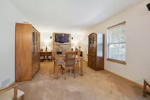 181 W Prairiefield Ave, Cortland, IL 60112 - Photo 19