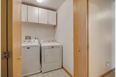 181 W Prairiefield Avenue, Cortland, IL 60112 - Photo 29