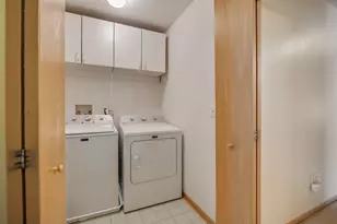 181 W Prairiefield Ave, Cortland, IL 60112 - Photo 29