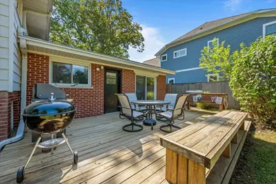 1300 Knollwood Road, Deerfield, IL 60015 - Photo 15