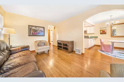 6739 S Kedvale Avenue, Chicago, IL 60629 - Photo 5