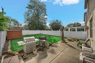 8815 S Talman Ave, Evergreen Park, IL 60805 - Photo 25