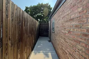 8207 S Kostner Ave, Chicago, IL 60652 - Photo 21