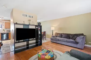 2917 Shelly Ln, Aurora, IL 60504 - Photo 5