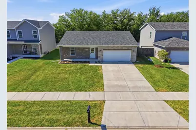 812 Western Avenue, Braidwood, IL 60408 - Photo 1