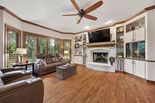 3912 Royal and Ancient Dr, Saint Charles, IL 60174 - Photo 13